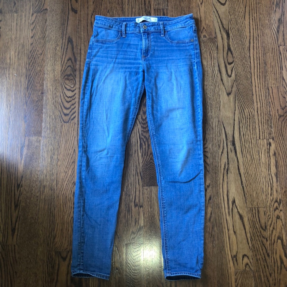 Light Wash Jeans